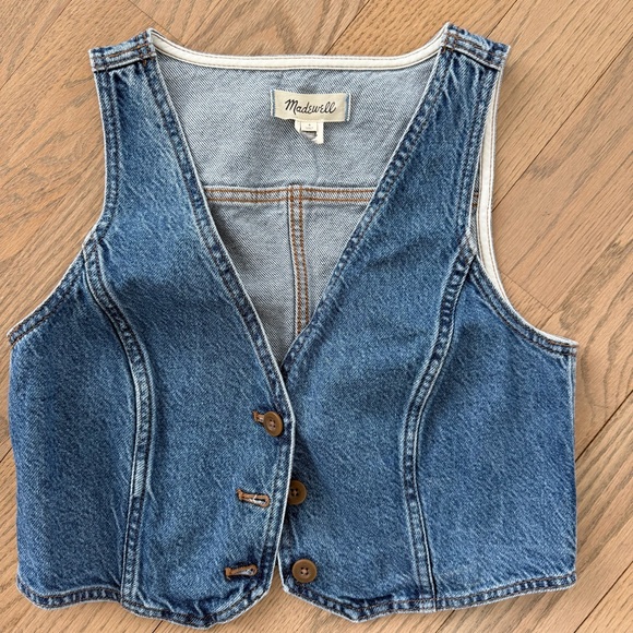 Madewell Tops - Madewell Classic Blue Denim Vest size 4